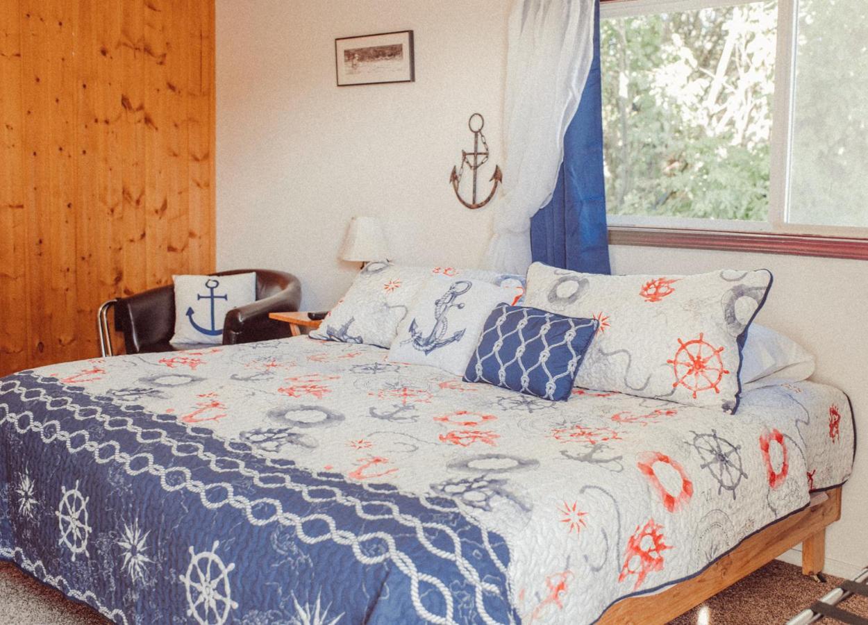 Pioneer Inn Downtown Homer Dış mekan fotoğraf
